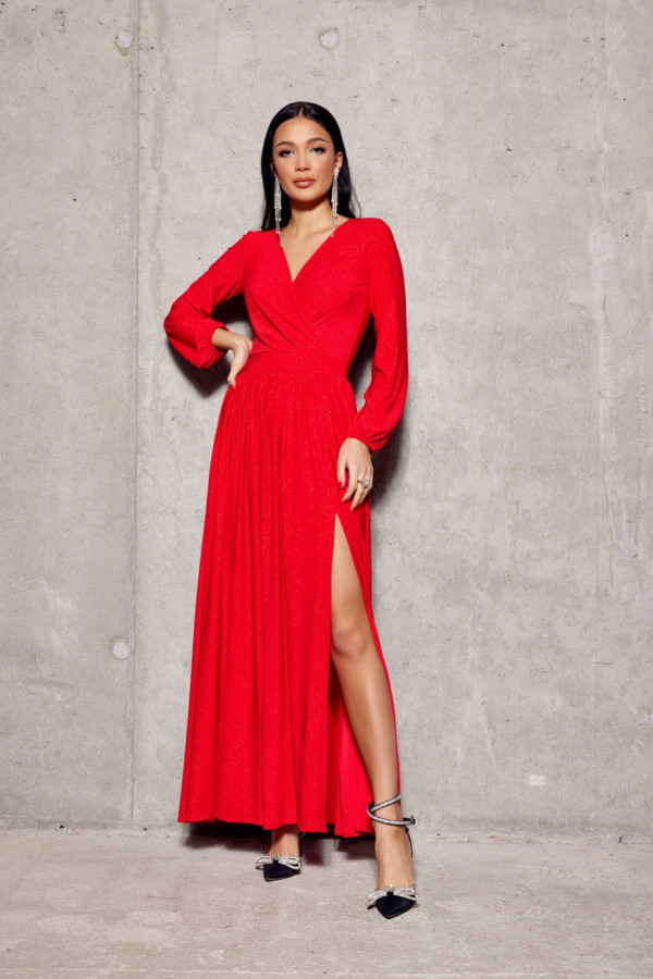 Brokatowa sukienka maxi z długim rękawem czerwona